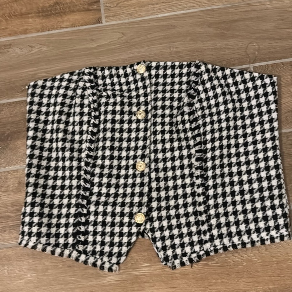 Plus size vest/halter! Houndstooth with gold buttons!